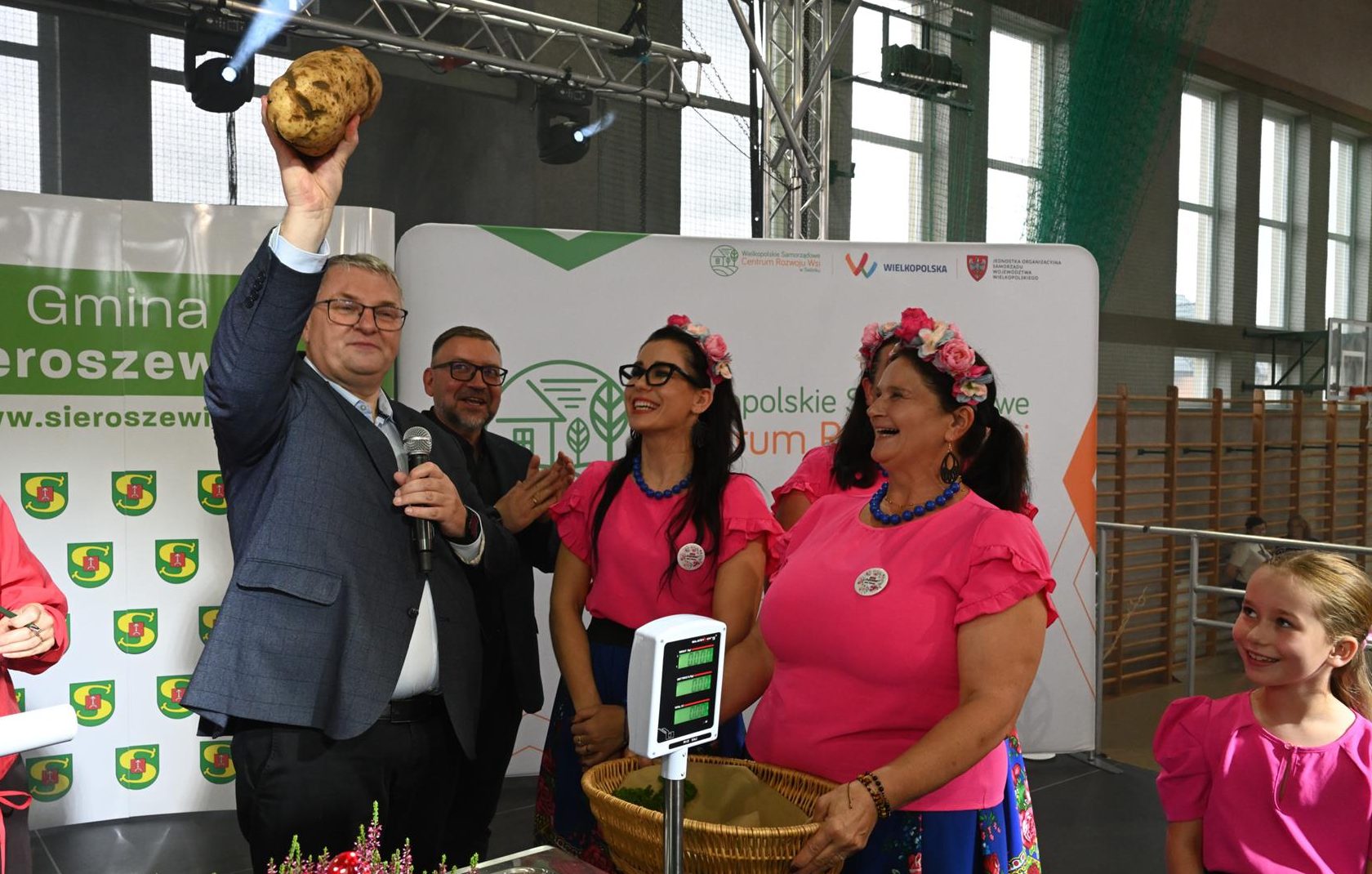 Finał konkursu „Na największą wielkopolską pyrę oraz potrawę z pyry” w Sieroszewicach